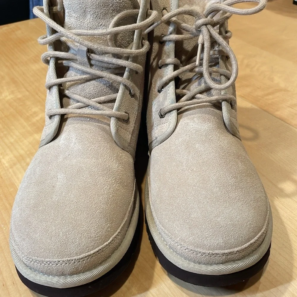 UGG Neumel Men’s size 10 NWOT